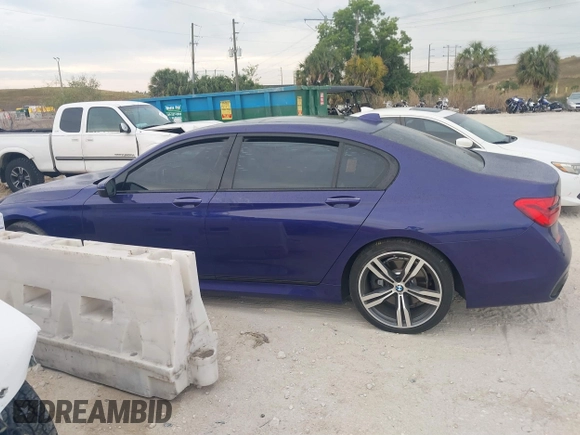 2018 BMW 7 Series 740i with VIN WBA7E2C58JB216314, listed as a IAAI auction lot 41867480 with 62,678 mi miles. Bid and sale history available at carsss.com. Image 14.