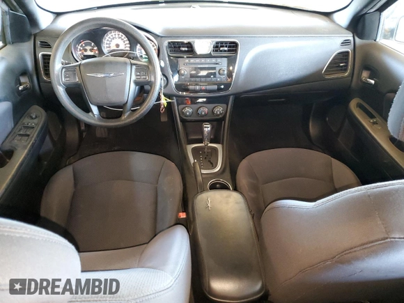 2014 Chrysler 200 LX with VIN 1C3CCBAB1EN213599, listed as a Copart auction lot 46663535 with 86,829 mi miles and Clean Title. Bid and sale history available at DreamBid. Image 8.
