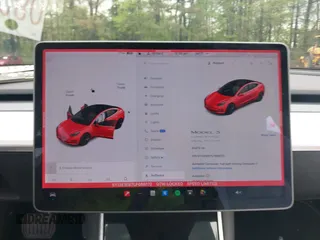 2020 Tesla Model 3 Long Range z VIN 5YJ3E1EB7LF668172, wystawiony jako IAAI lot #42002676 z przebiegiem 61 672 mil mil oraz . Historia ofert i sprzedaży dostępna na DreamBid. Obrazek 18.