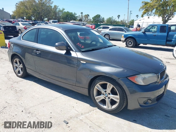 2013 BMW 1 Series 128i с VIN WBAUP9C55DVS94333, выставлен на аукционе IAAI как лот 41751073 с пробегом 141 467 миль миль и . История ставок и продаж доступна на DreamBid. Изображение 1.