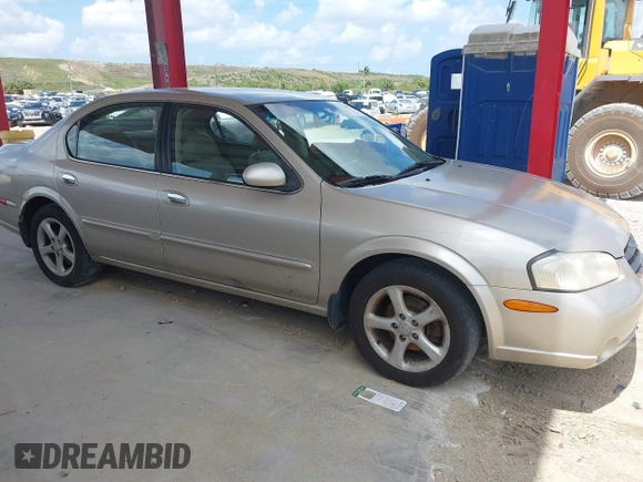 2001 Nissan Maxima GXE z VIN JN1CA31D61T622506, wystawiony jako IAAI lot #42344837 z przebiegiem 128 764 mil mil oraz . Historia ofert i sprzedaży dostępna na DreamBid. Obrazek 13.