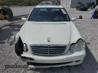 2007 Mercedes-Benz C 230 Sport with VIN WDBRF52H37F916909, listed as a Copart auction lot 52829765 with 152,660 mi miles and Salvage Title. Bid and sale history available at DreamBid. Image 5.