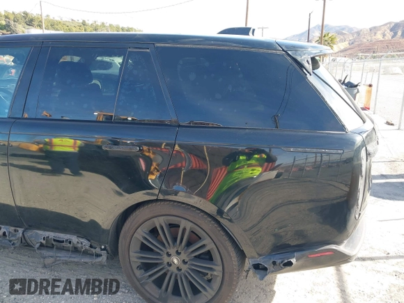 2023 Land Rover Range Rover SE z VIN SALKP9E71PA059957, wystawiony jako IAAI lot #41337686 z przebiegiem Nie podano mil oraz . Historia ofert i sprzedaży dostępna na DreamBid. Obrazek 11.