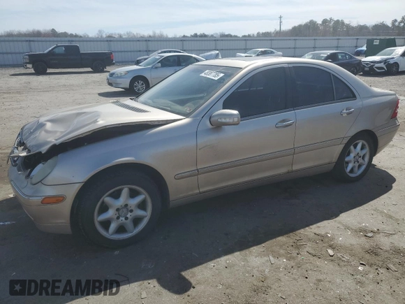 2002 Mercedes-Benz C 230/260/280/320 with VIN WDBRF61J22F251245, listed as a Copart auction lot 48387785 with 189,125 mi miles and Salvage Title. Bid and sale history available at DreamBid. Image 1.