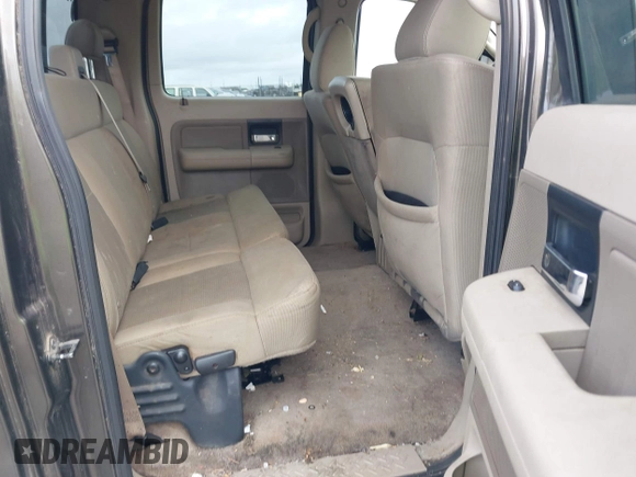 2008 Ford F-150 XLT with VIN 1FTPW14588FA17288, listed as a IAAI auction lot 41910178 with 182,016 mi miles. Bid and sale history available at carsss.com. Image 8.