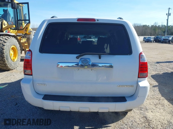 2006 Toyota 4Runner SR5 with VIN JTEZU14R868065579, listed as a IAAI auction lot 41312156 with 275,471 mi miles and . Bid and sale history available at DreamBid. Image 16.