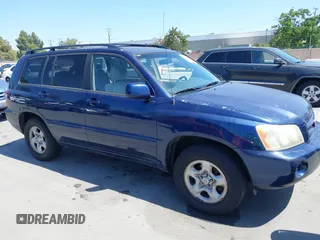 2002 Toyota Highlander z VIN JTEGD21A920033132, wystawiony jako IAAI lot #42331519 z przebiegiem 243 828 mil mil oraz . Historia ofert i sprzedaży dostępna na DreamBid. Obrazek 1.