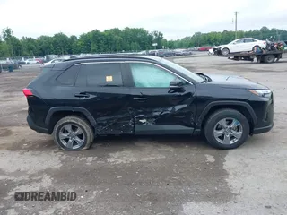 2022 Toyota RAV4 XLE with VIN 2T3P1RFVXNC259957, listed as a IAAI auction lot 42601471 with 39,696 mi miles and . Bid and sale history available at DreamBid. Image 13.
