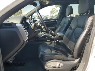 2016 Porsche Cayenne S E-Hybrid with VIN WP1AE2A25GLA61353, listed as a Copart auction lot 59821105 with 98,905 mi miles and Clean title. Bid and sale history available at DreamBid. Image 7.