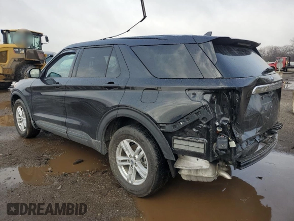 2022 Ford Explorer with VIN 1FMSK8BH7NGB79670, listed as a Copart auction lot 49423615 with 30,559 mi miles and Salvage title. Bid and sale history available at DreamBid. Image 2.