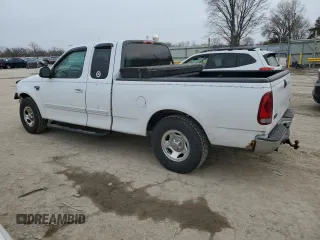 2001 Ford F-150 XL z VIN 1FTRX17W81NA56565, wystawiony jako Copart lot #45876055 z przebiegiem 241 522 mil mil oraz Szkoda całkowita • Salvage title. Historia ofert i sprzedaży dostępna na DreamBid. Obrazek 2.