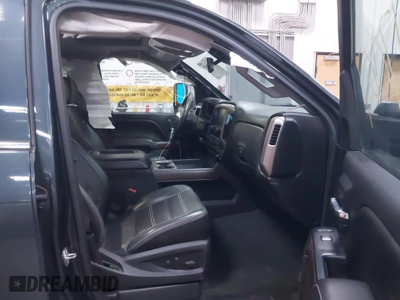 2017 GMC Sierra 1500 Denali z VIN 3GTU2PEJ1HG176844, wystawiony jako IAAI lot #42017007 z przebiegiem 185 433 mil mil oraz . Historia ofert i sprzedaży dostępna na DreamBid. Obrazek 5.