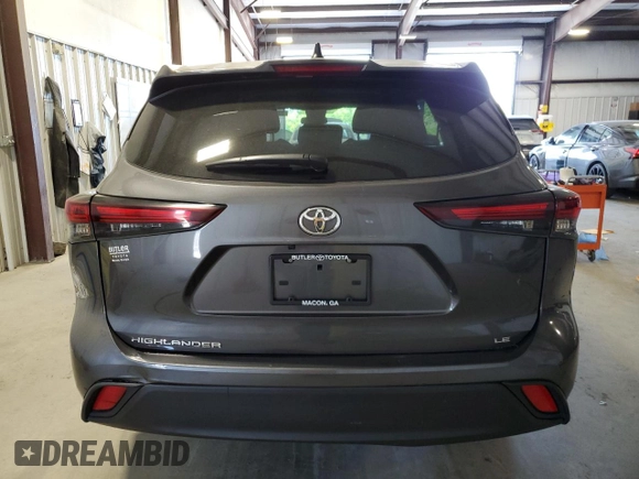 2024 Toyota Highlander LE with VIN 5TDKDRAH4RS529743, listed as a Copart auction lot 53196865 with 31,678 mi miles and Salvage title. Bid and sale history available at DreamBid. Image 6.