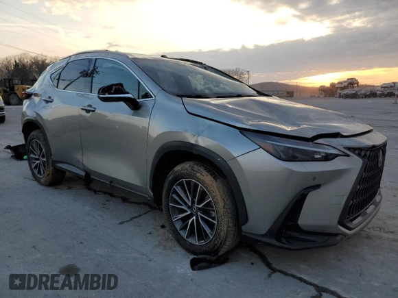 2022 Lexus NX with VIN JTJGGCEZ8N2000887, listed as a Copart auction lot 45509225 with 43,897 mi miles and Salvage Title. Bid and sale history available at carsss.com. Image 4.