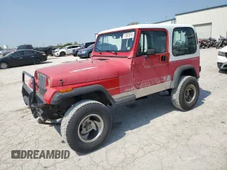 1992 Jeep Wrangler with VIN 2J4FY29S1NJ527182, listed as a Copart auction lot 71387974 with 228,406 mi miles and Clean Title. Bid and sale history available at carsss.com. Image 1.