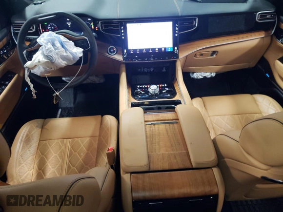 2024 Jeep Grand Wagoneer Series III with VIN 1C4SJVGP6RS108663, listed as a Copart auction lot 77078524 with 2,124 mi miles and Salvage title. Bid and sale history available at DreamBid. Image 8.