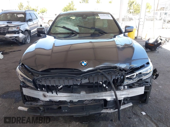 2022 BMW 3 Series 330i with VIN 3MW5R1J08N8C55960, listed as a IAAI auction lot 42505207 with Not provided miles and . Bid and sale history available at DreamBid. Image 6.