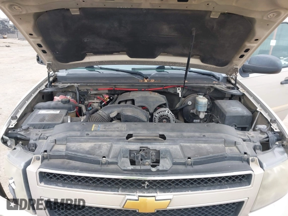 2008 Chevrolet Tahoe LS with VIN 1GNFC13C78R204225, listed as a IAAI auction lot 41600556 with Not provided miles and . Bid and sale history available at DreamBid. Image 10.
