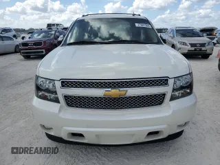 2013 Chevrolet Avalanche LTZ with VIN 3GNTKGE78DG305390, listed as a Copart auction lot 77601504 with 0 mi miles and Non Repairable. Bid and sale history available at carsss.com. Image 5.