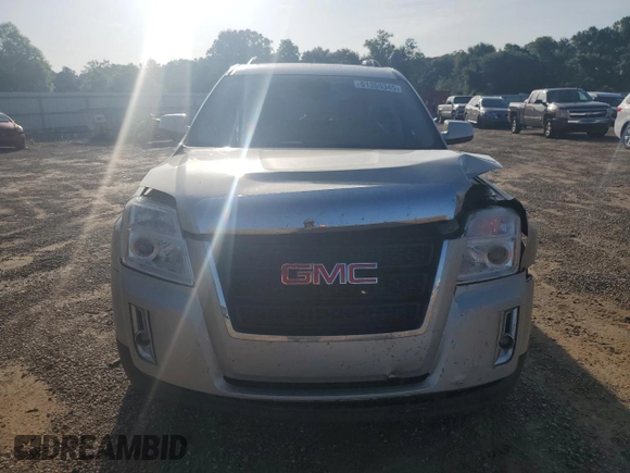 2015 GMC Terrain SLT z VIN 2GKALSEK5F6297904, wystawiony jako Copart lot #61355345 z przebiegiem 63 975 mil mil oraz Szkoda całkowita • Salvage title. Historia ofert i sprzedaży dostępna na DreamBid. Obrazek 5.