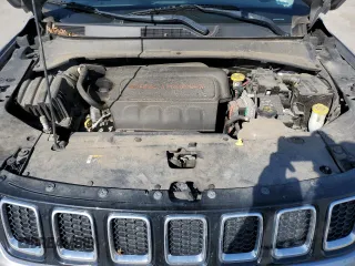 2018 Jeep Compass Latitude with VIN 3C4NJDBB9JT315652, listed as a Copart auction lot 52632425 with 86,118 mi miles and Clean title. Bid and sale history available at DreamBid. Image 12.