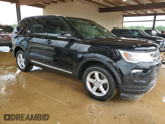 2018 Ford Explorer XLT with VIN 1FM5K7DH7JGB51172, listed as a Copart auction lot 53892525 with 140,896 mi miles and Salvage Title. Bid and sale history available at DreamBid. Image 4.