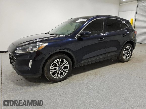 2021 Ford Escape SEL z VIN 1FMCU9H6XMUA64636, wystawiony jako Copart lot #62016695 z przebiegiem 98 479 mil mil oraz Czysty tytuł • Clean title. Historia ofert i sprzedaży dostępna na DreamBid. Obrazek 1.
