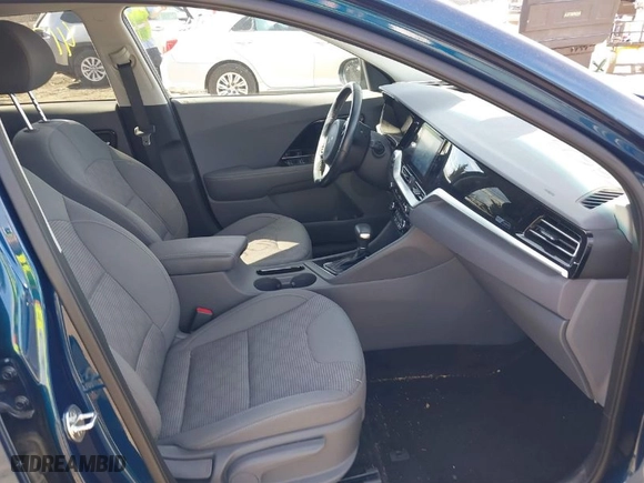 2022 Kia Niro LX with VIN KNDCB3LC1N5537663, listed as a IAAI auction lot 41759529 with 23,863 mi miles. Bid and sale history available at carsss.com. Image 5.