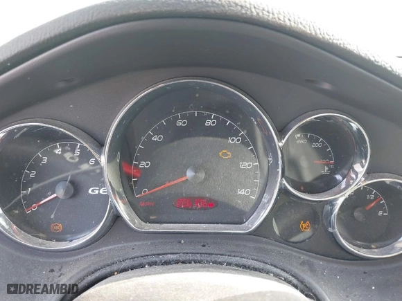 2005 Pontiac G6 GT with VIN 1G2ZH528954147048, listed as a IAAI auction lot 41202223 with 206,106 mi miles. Bid and sale history available at carsss.com. Image 7.