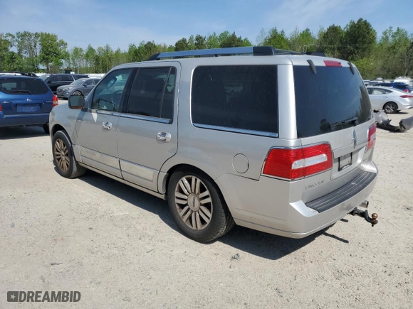 2007 Lincoln Navigator with VIN 5LMFU28547LJ04907, listed as a Copart auction lot 53605235 with 195,659 mi miles and Salvage Title. Bid and sale history available at carsss.com. Image 2.