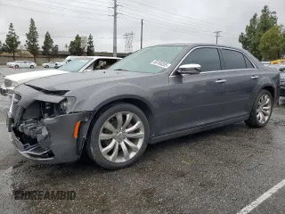 2019 Chrysler 300 Limited with VIN 2C3CCAEG8KH577605, listed as a Copart auction lot 50185205 with 55,233 mi miles and Salvage title. Bid and sale history available at DreamBid. Image 1.