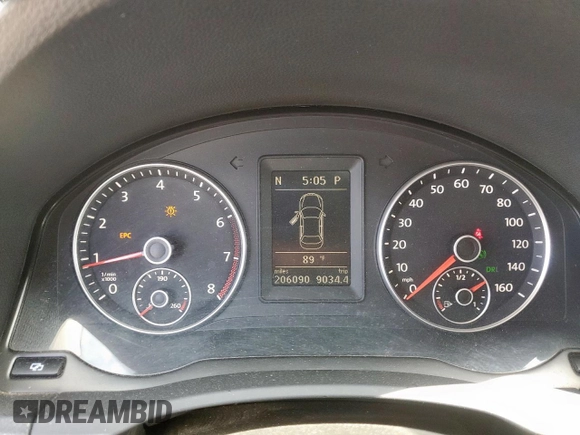 2010 Volkswagen Jetta Limited Edition with VIN 3VWRX7AJ4AM009427, listed as a Copart auction lot 61630225 with 206,090 mi miles and Salvage title. Bid and sale history available at DreamBid. Image 9.