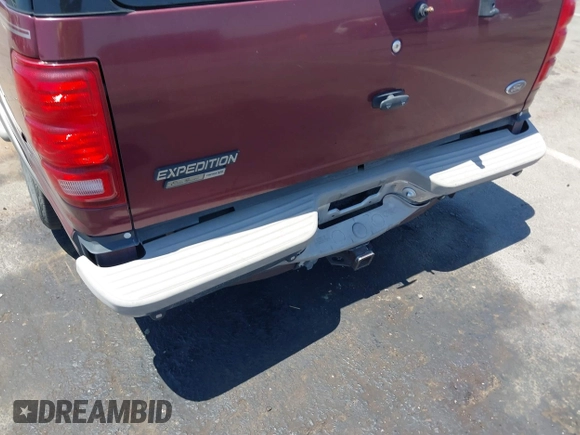 2001 Ford Expedition Eddie Bauer with VIN 1FMEU17W61LB69297, listed as a IAAI auction lot 42658961 with 73,334 mi miles and . Bid and sale history available at DreamBid. Image 6.
