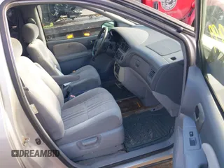 2003 Toyota Sienna CE with VIN 4T3ZF19C33U553315, listed as a IAAI auction lot 41212999 with 274,331 mi miles. Bid and sale history available at carsss.com. Image 5.