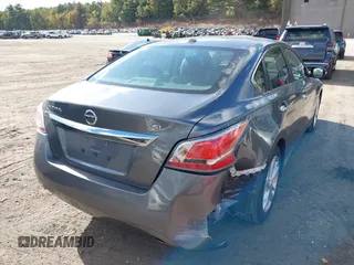 2015 Nissan Altima S with VIN 1N4AL3AP6FN354759, listed as a IAAI auction lot 40531642 with 55,905 mi miles and . Bid and sale history available at DreamBid. Image 4.