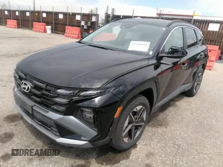 2025 Hyundai Tucson SEL with VIN 5NMJBCDEXSH496398, listed as a IAAI auction lot 42114655 with 5,902 mi miles. Bid and sale history available at carsss.com. Image 17.