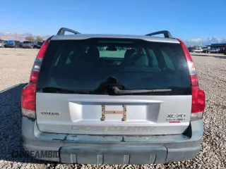 2003 Volvo V70 XC70 z VIN YV1SZ59H831111876, wystawiony jako Copart lot #79505134 z przebiegiem 175 692 mil mil oraz Szkoda całkowita • Salvage title. Historia ofert i sprzedaży dostępna na DreamBid. Obrazek 6.