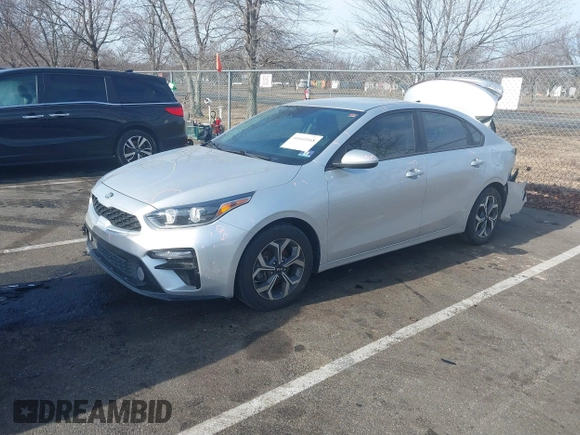 2019 Kia Forte LXS z VIN 3KPF24AD4KE095931, wystawiony jako IAAI lot #41641168 z przebiegiem 88 384 mil mil oraz . Historia ofert i sprzedaży dostępna na DreamBid. Obrazek 2.