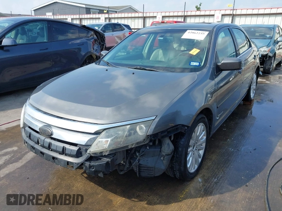 2010 Ford Fusion Hybrid with VIN 3FADP0L32AR342981, listed as a IAAI auction lot 42062235 with 287,126 mi miles. Bid and sale history available at carsss.com. Image 23.