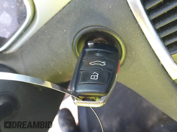 2012 Audi Q7 Premium Plus with VIN WA1LMAFE5CD007270, listed as a IAAI auction lot 42553924 with 187,890 mi miles and . Bid and sale history available at DreamBid. Image 11.