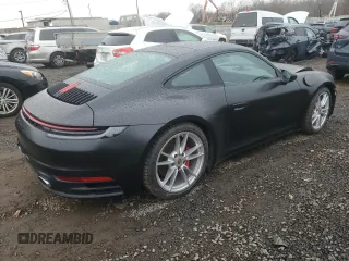 2020 Porsche 911 Carrera S with VIN WP0AB2A96LS225376, listed as a Copart auction lot 84930074 with 32,939 mi miles and Clean Title. Bid and sale history available at carsss.com. Image 3.