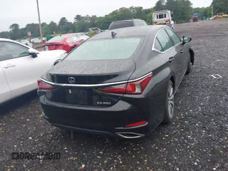 2020 Lexus ES 350 with VIN 58ADZ1B17LU054898, listed as a IAAI auction lot 42673828 with 17,996 mi miles and . Bid and sale history available at DreamBid. Image 16.