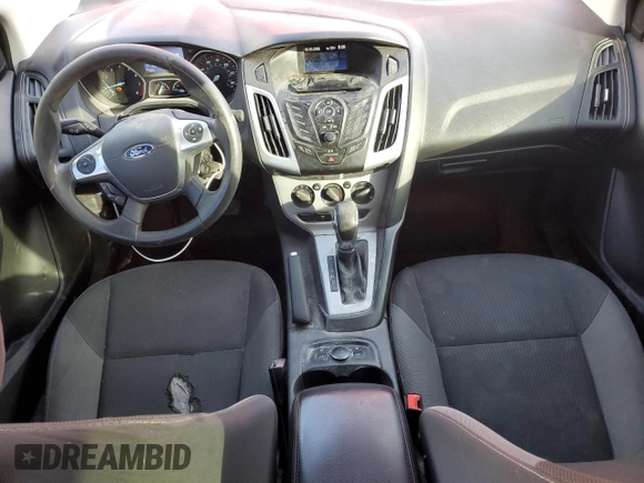2014 Ford Focus SE with VIN 1FADP3F23EL174888, listed as a Copart auction lot 47294855 with 231,389 mi miles and Salvage Title. Bid and sale history available at DreamBid. Image 8.