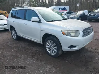 2009 Toyota Highlander Hybrid with VIN JTEEW41A192031712, listed as a IAAI auction lot 41577398 with 126,805 mi miles. Bid and sale history available at carsss.com. Image 1.