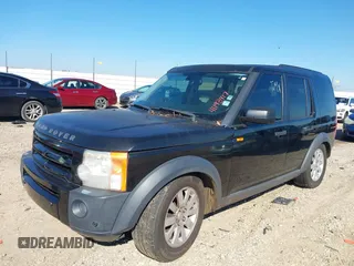 2006 Land Rover LR3 SE with VIN SALAE25476A402462, listed as a IAAI auction lot 41193417 with 251,748 mi miles. Bid and sale history available at carsss.com. Image 2.