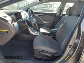 2013 Hyundai Elantra GLS z VIN 5NPDH4AE2DH408598, wystawiony jako Copart lot #56076665 z przebiegiem 136 305 mil mil oraz Szkoda całkowita • Salvage title. Historia ofert i sprzedaży dostępna na DreamBid. Obrazek 7.
