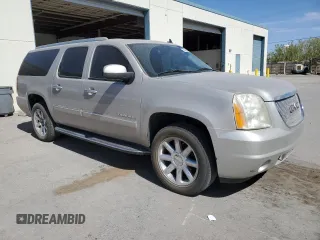 2009 GMC Yukon XL z VIN 1GKFC06269J102165, wystawiony jako Copart lot #54874955 z przebiegiem 248 831 mil mil oraz Szkoda całkowita • Salvage title. Historia ofert i sprzedaży dostępna na DreamBid. Obrazek 4.
