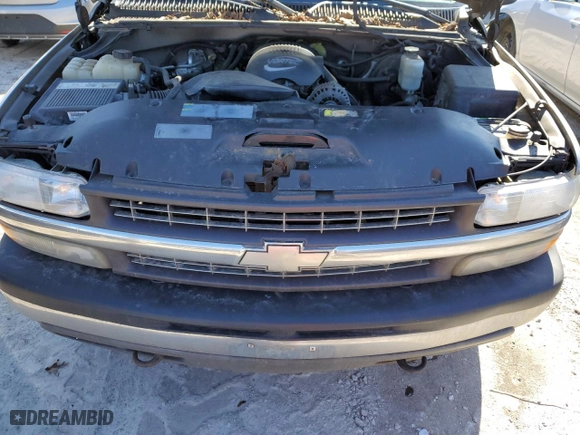2002 Chevrolet Silverado 1500 LS with VIN 2GCEK19VX21246212, listed as a Copart auction lot 47002925 with 302,604 mi miles and Clean Title. Bid and sale history available at carsss.com. Image 11.