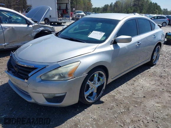 2014 Nissan Altima SL with VIN 1N4AL3AP7EN373903, listed as a IAAI auction lot 41877079 with 211,894 mi miles and . Bid and sale history available at DreamBid. Image 19.