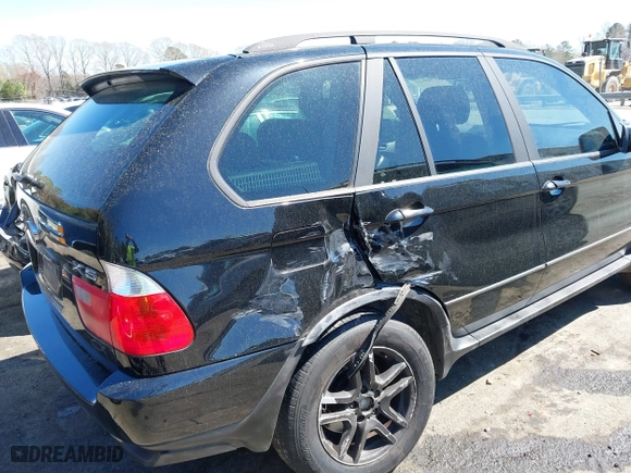 2004 BMW X5 3.0i with VIN 5UXFA13584LU32892, listed as a IAAI auction lot 41908811 with 217,448 mi miles. Bid and sale history available at carsss.com. Image 6.